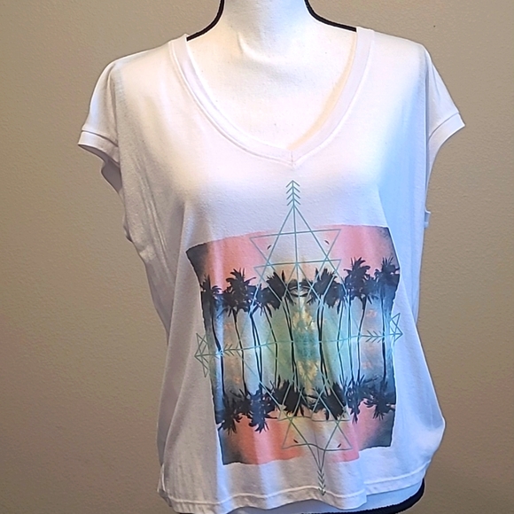 Billabong Tops - Billabong White Tshirt M